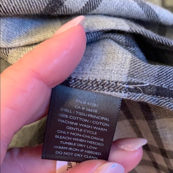 NWT Lauren Ralph Lauren Ladies’ Button Down Top - Picture 4 of 6